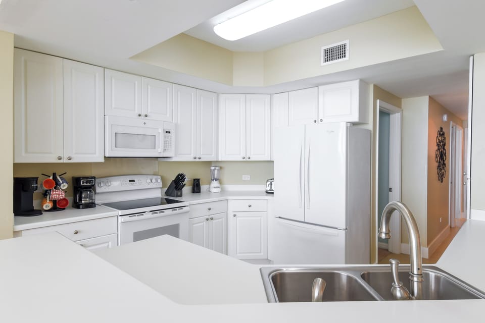 Silver Shells St. Croix 906- Fully Equipped Kitchen