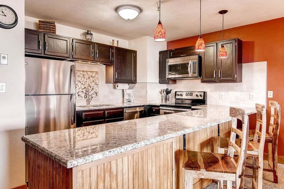 Kitchen - Cimarron 301 Breckenridge Vacation Rental