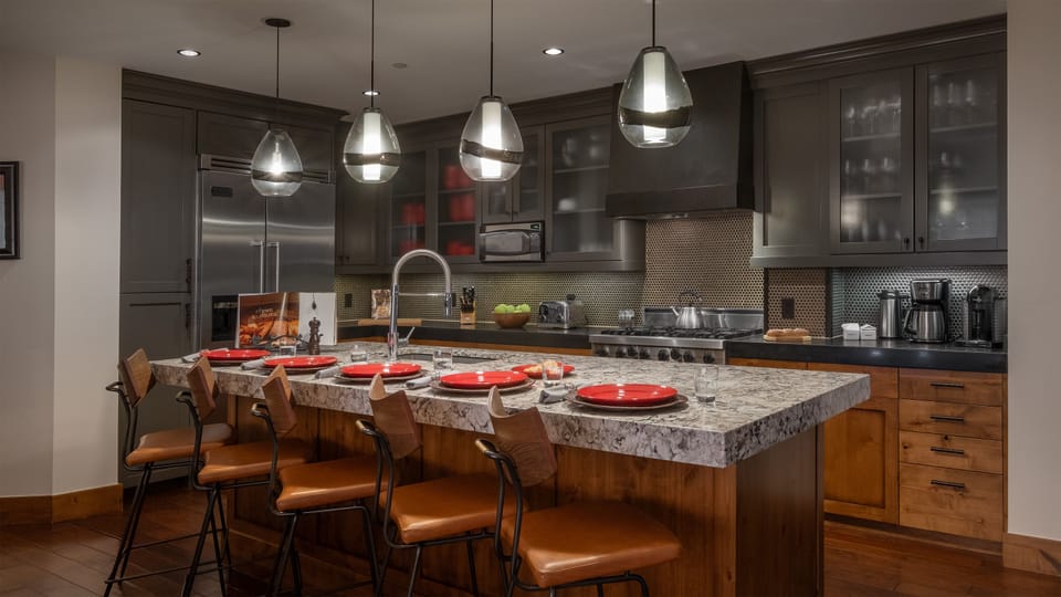 Kitchen, Main Level - Granite island with bar seating