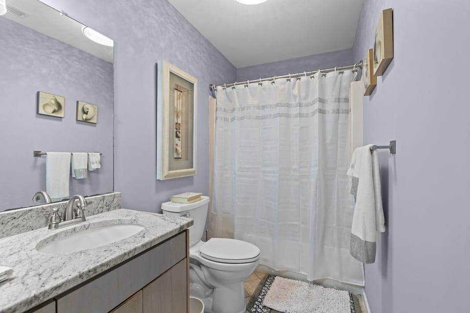 Primary Full Bath