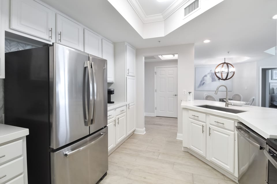 Silver Beach Towers West 1005- Fully Equipped Kitchen