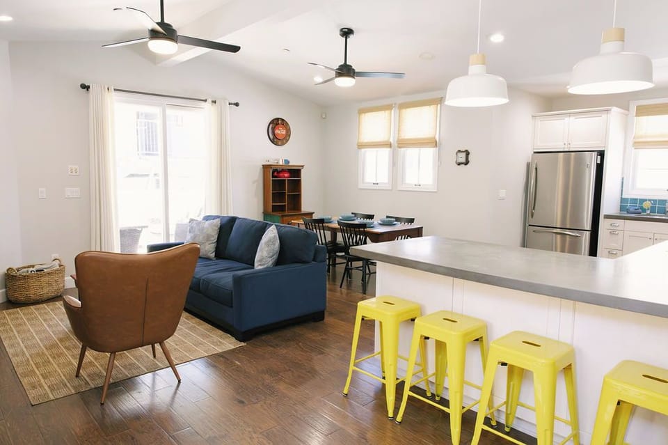 359 1st - Interior 2