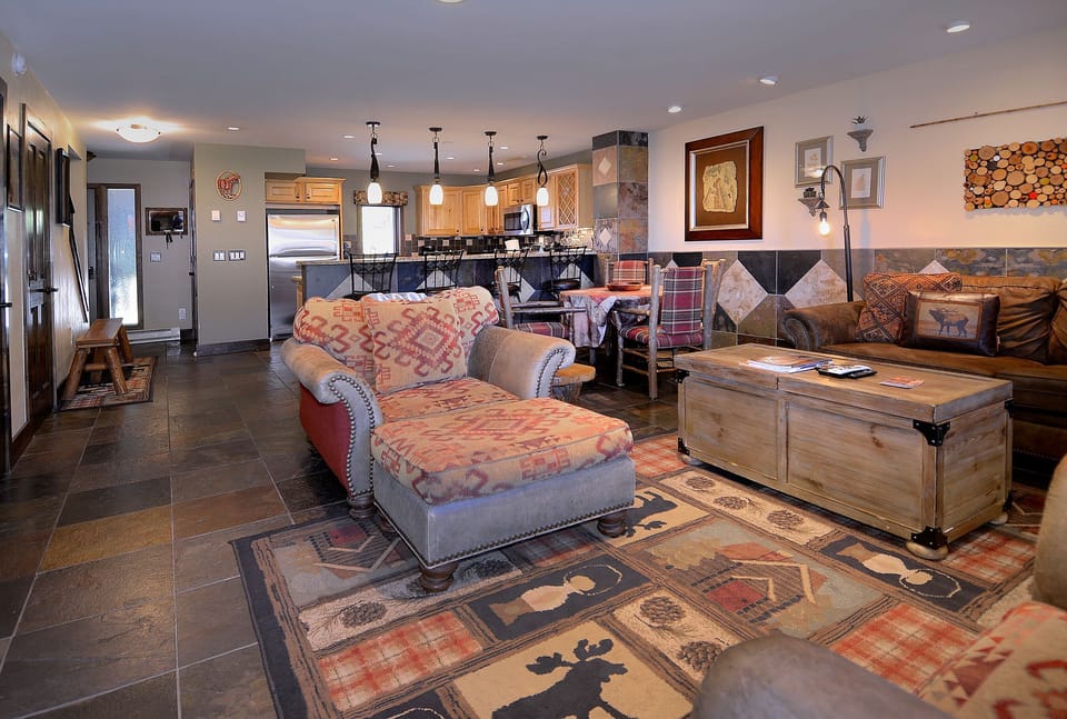 Living/dining/kitchen