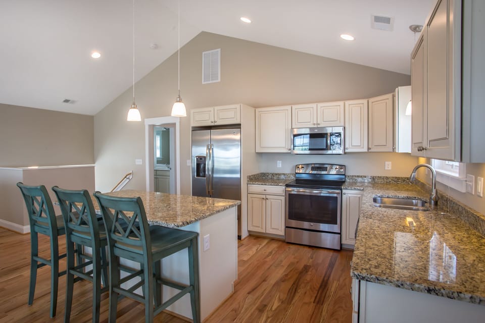 Kitchen - Top Level