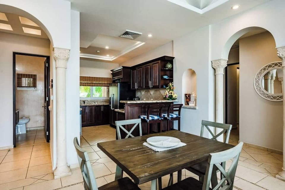 Dining room with table for 4 people to eat