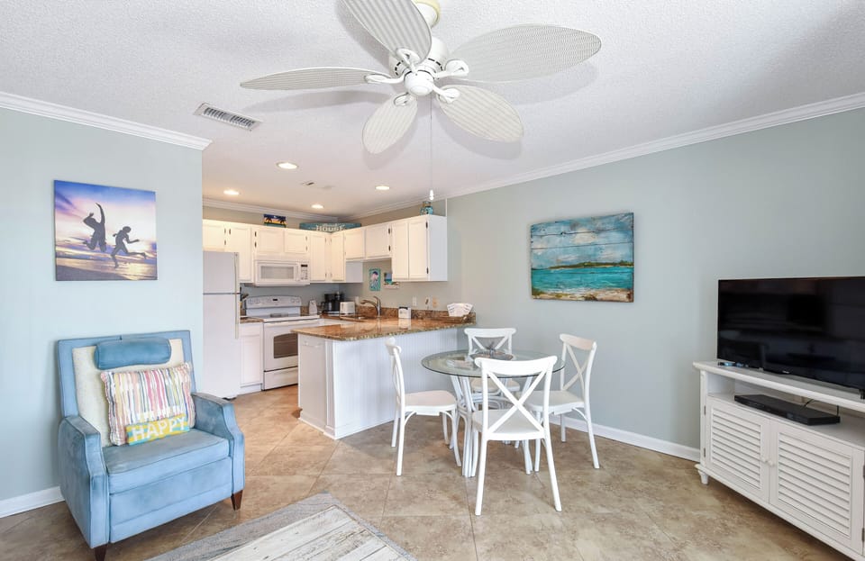 Summerspell 308 - Open Living Area