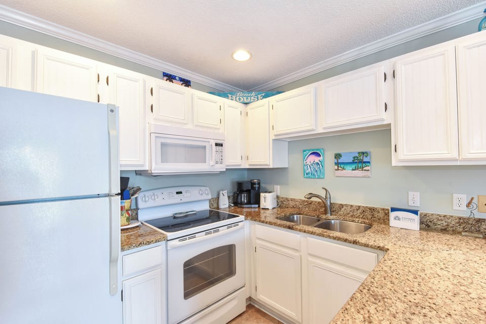 Summerspell 308 - Kitchen