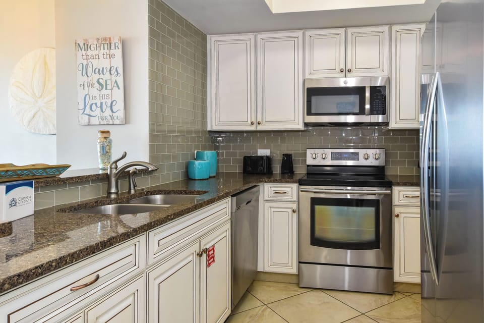 Silver Shells St. Croix 605 - Fully Equipped Kitchen