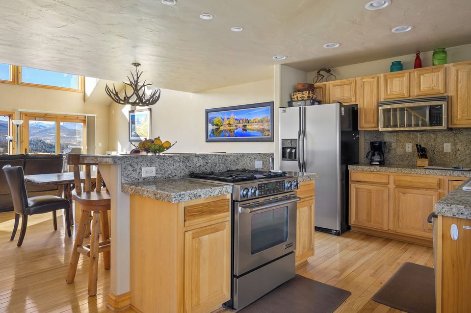 Fully equipped kitchen