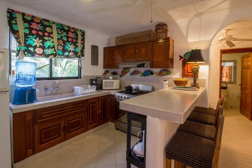 Kitchen - Seven Seas condo 4, 2 bedroom South Akumal beach vacation rental, second level