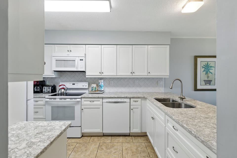 Full Kitchen