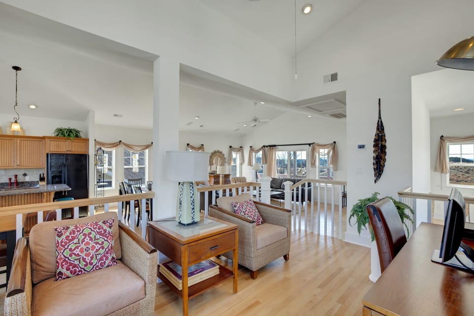 Office Area - Top Level
