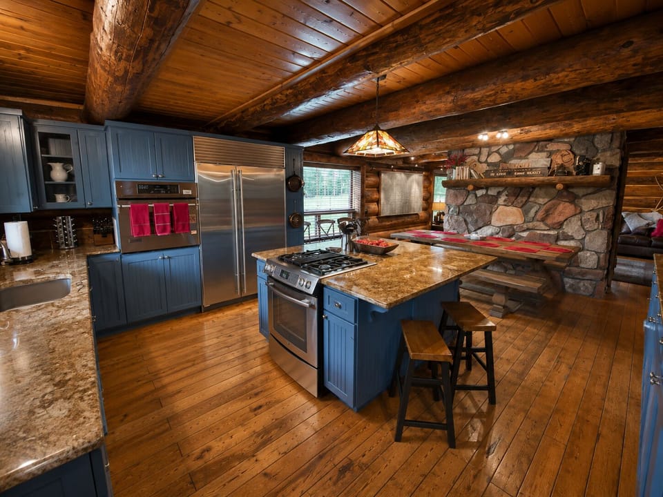 Fully Stocked Kitchen