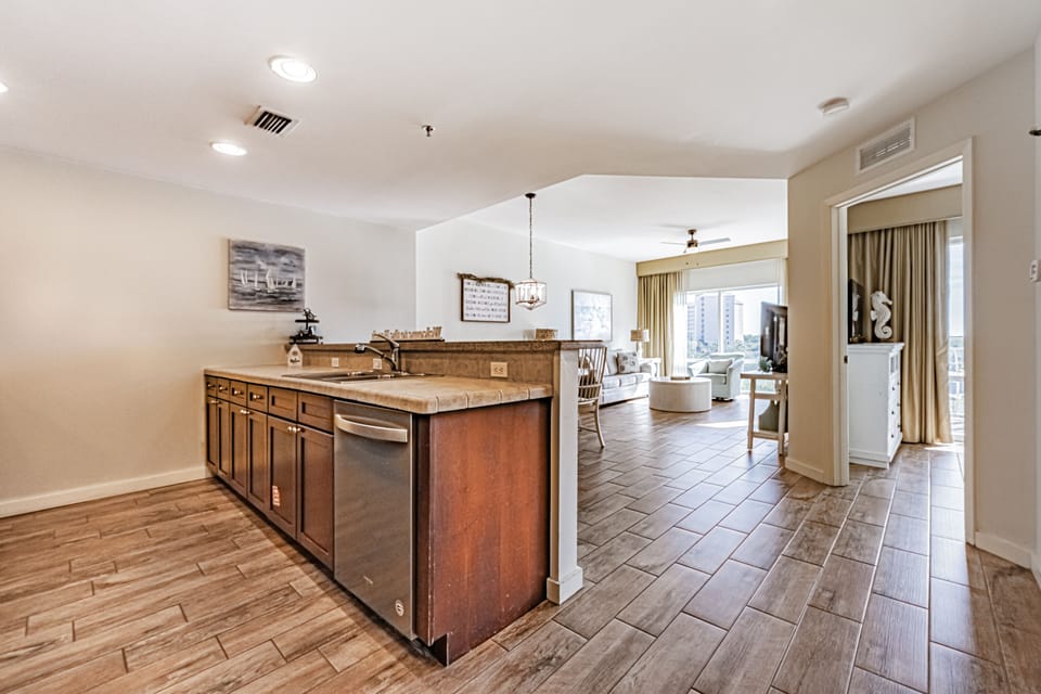 Open Concept Kitchen, Dining Room and Living room