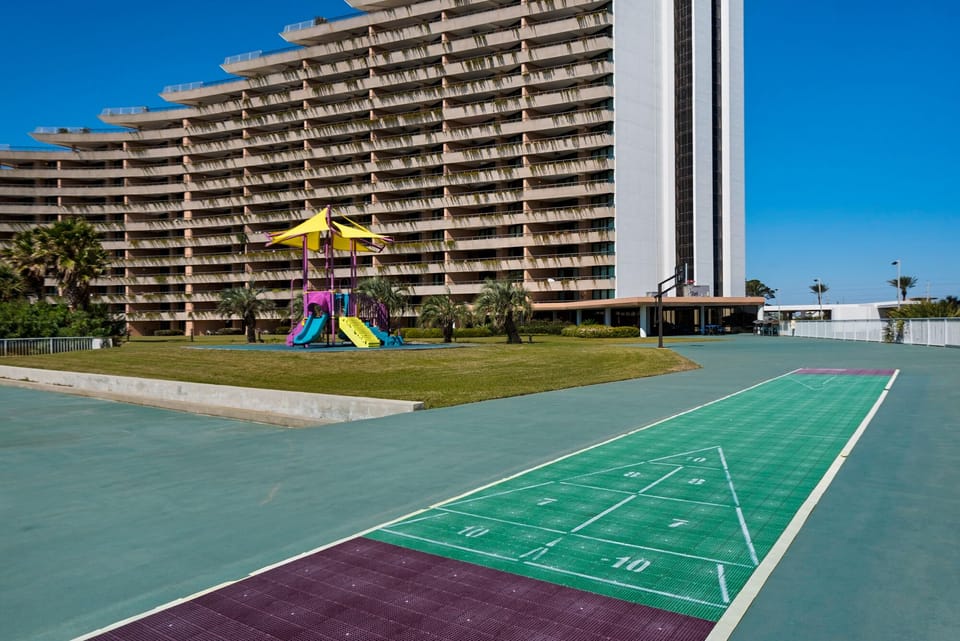 Sport court