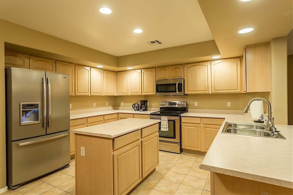 Entertainers Kitchen