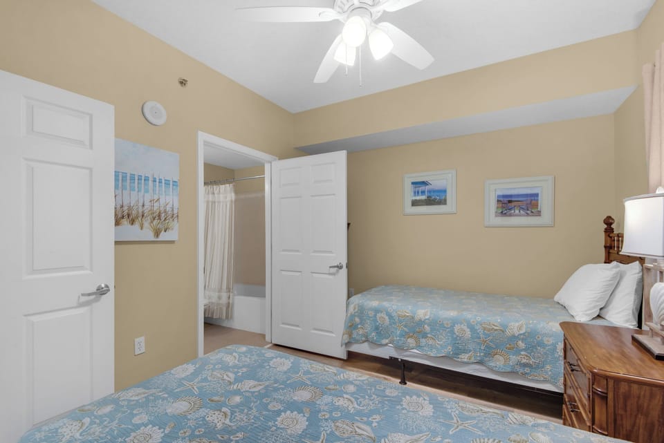 Guest bedroom