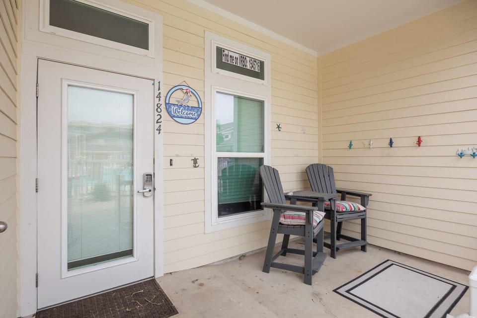 Your private entrance welcomes you with comfortable seating where you can relax and plan your coastal adventures.