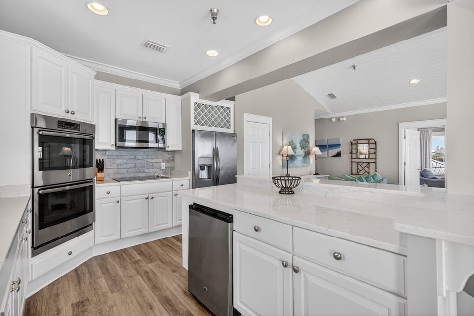 Seaview I Unit 300 - Seagrove Beach - Kitchen