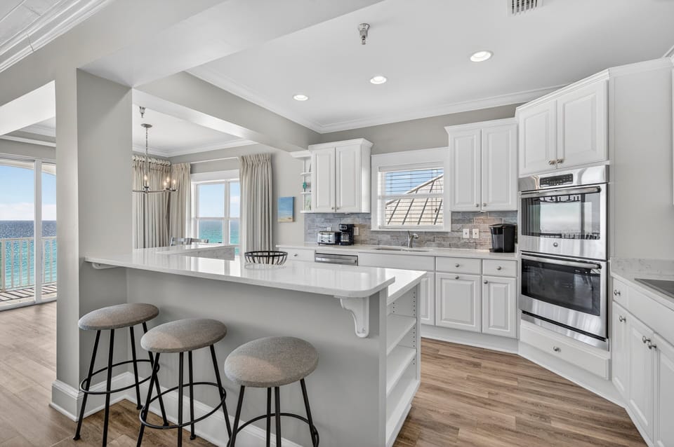 Seaview I Unit 300 - Seagrove Beach - Kitchen
