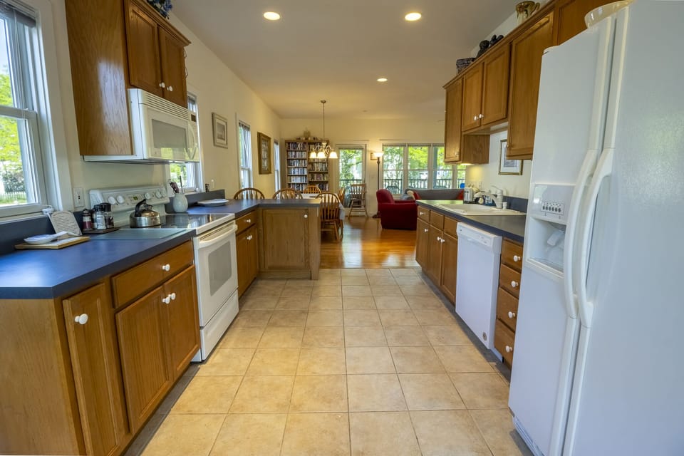 Main Level | Kitchen