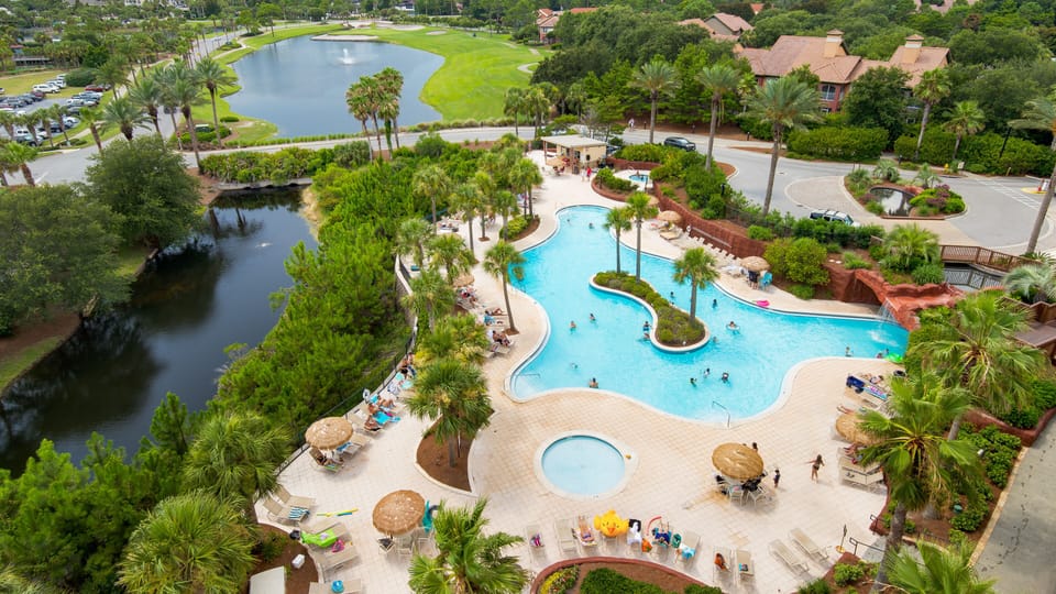 Luau Pool
