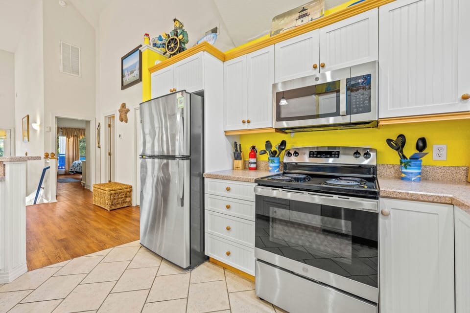 Kitchen - Top Level