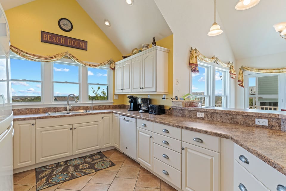 Kitchen - Top Level