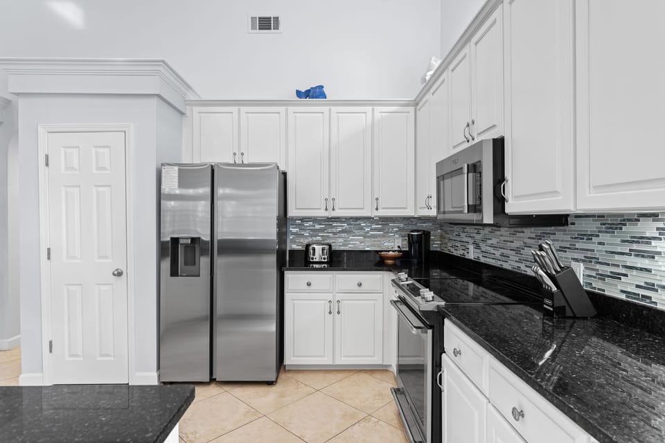 Granite counter tops and stainless appliances