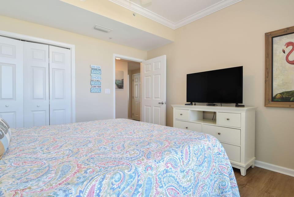 Silver Beach Towers East 1103 - Guest Bedroom