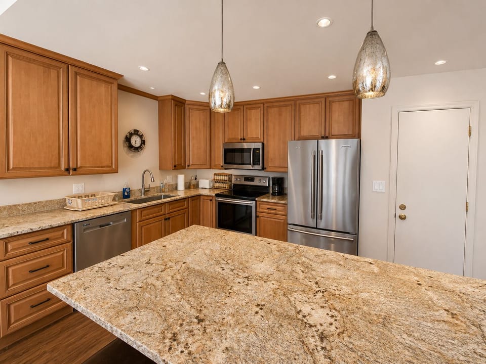 Fully Stocked Kitchen