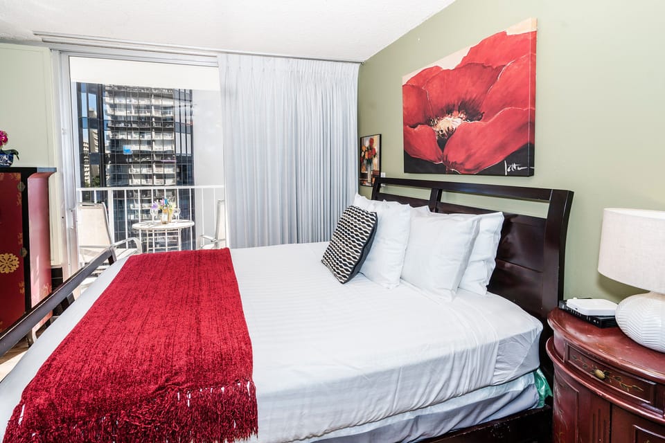 Cozy Queen Bed - Cozy Queen Bed