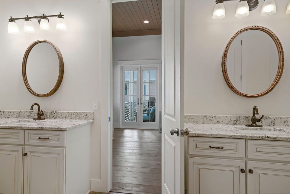 The Pelagic Blue - Dune Allen Beach - Bathroom
