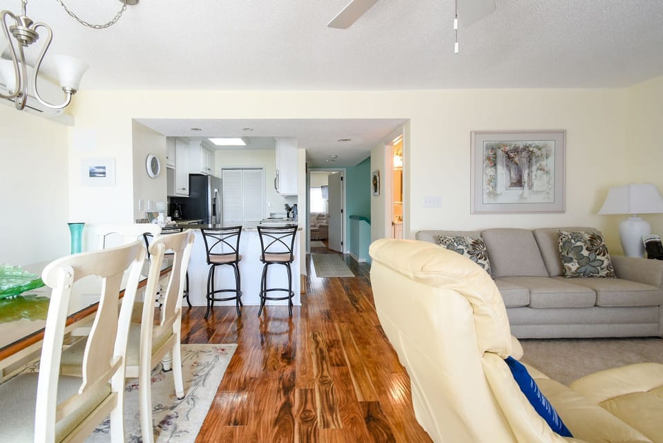 Gulf Stream Villa 114