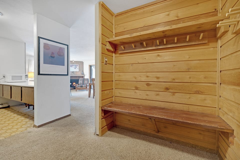 Entryway/Ski Storage
