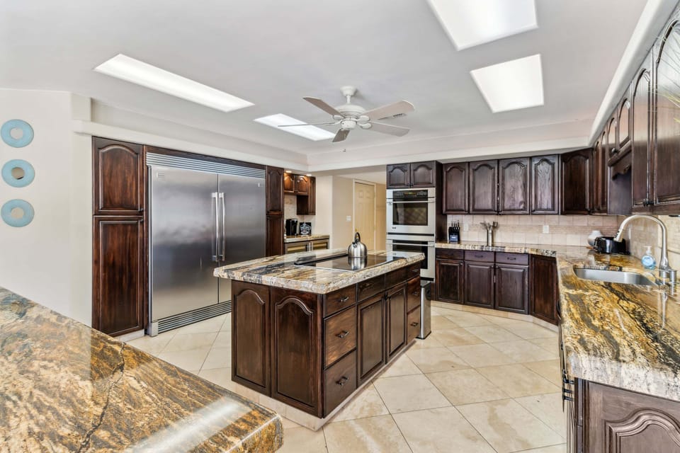 Gourmet Kitchen