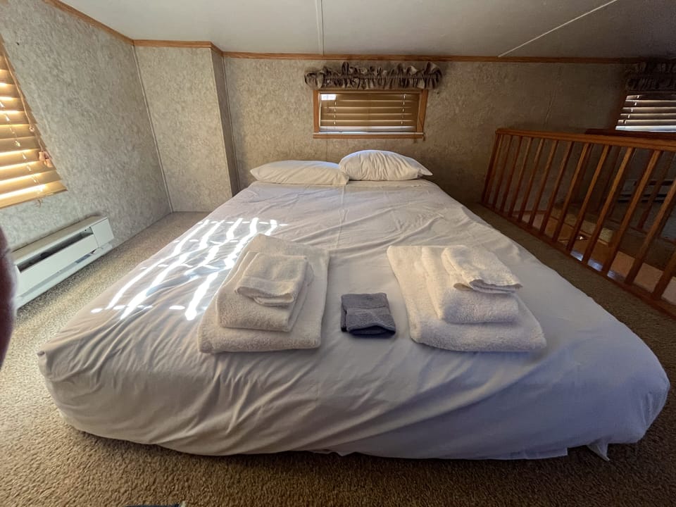 Full bed in loft