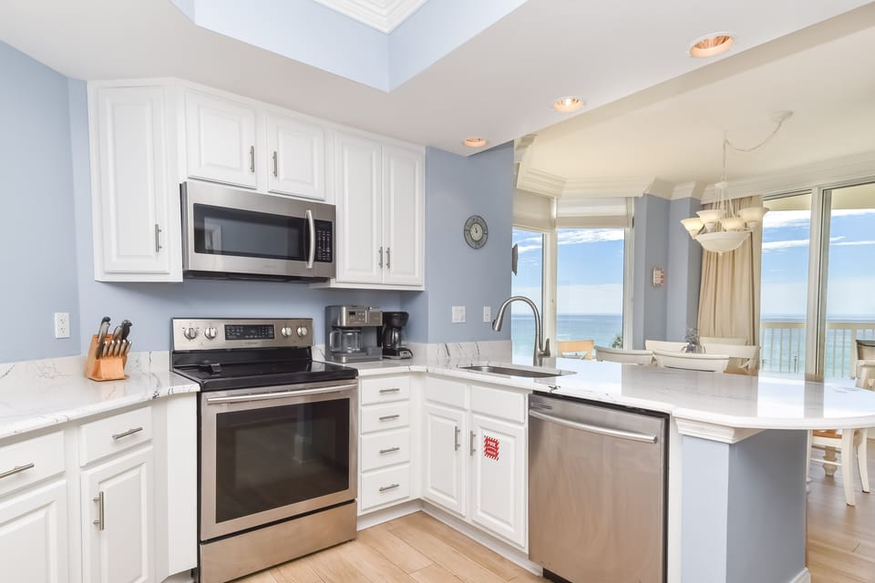 Silver Beach Towers West 401- Kitchen