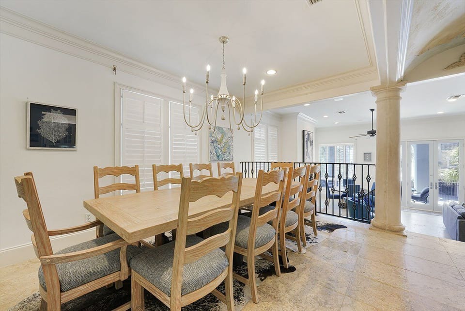 Villa Playa - Destiny by the Sea - Dining Room