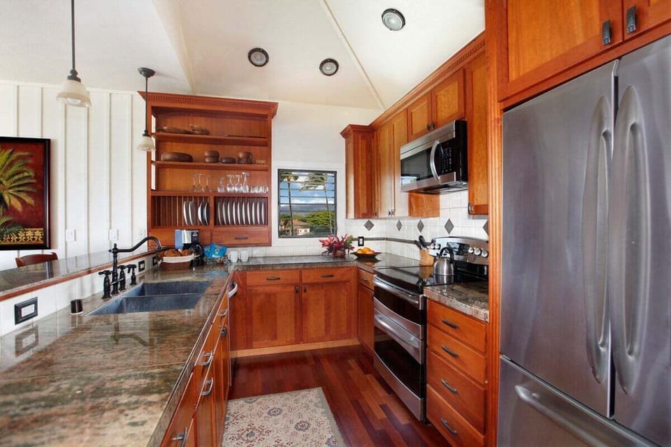 Fully Equipped Kitchen - Manualoha 306