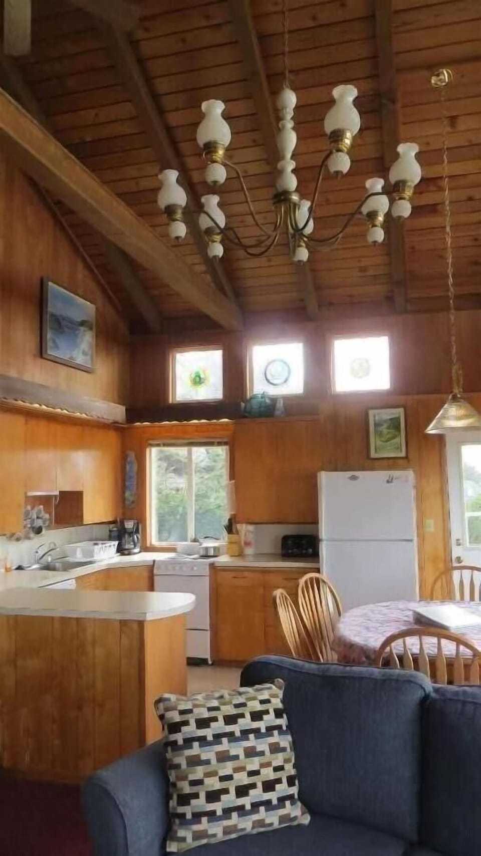 kitchen & dining