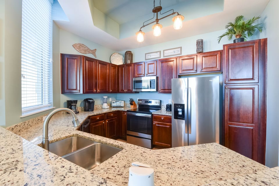 Silver Beach Towers West 206 - Fully Equipped Kitchen