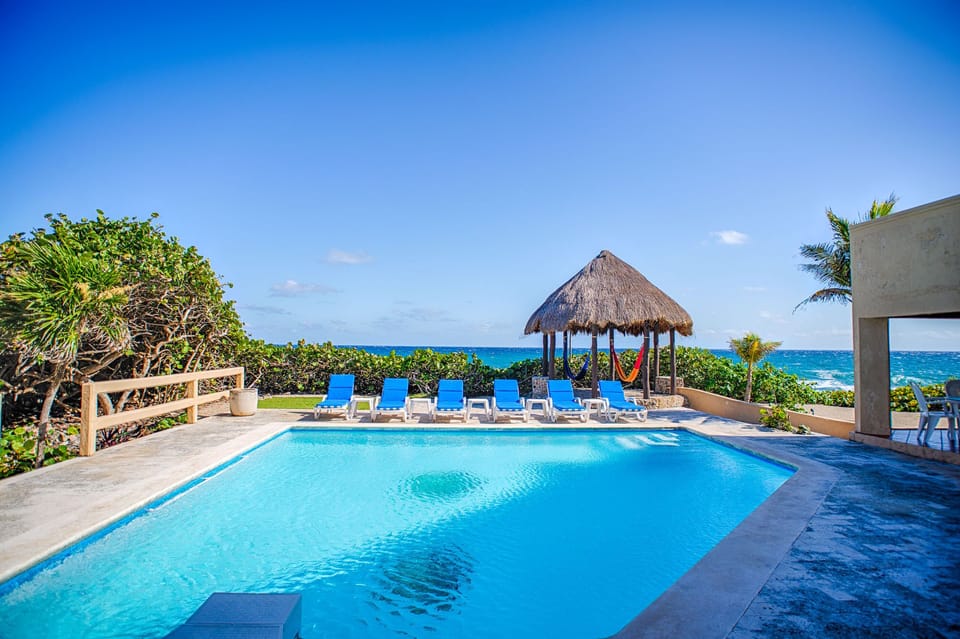 Private pool on the oceanside