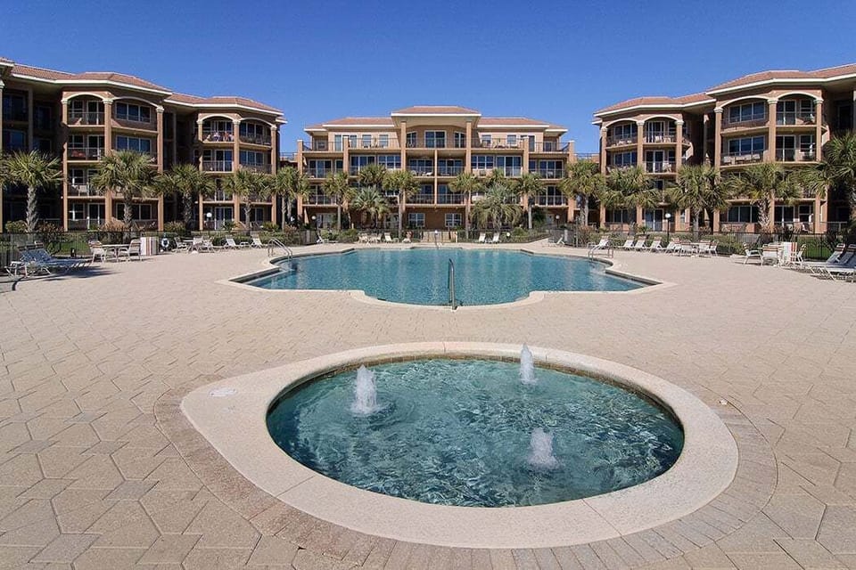 Mediterranea 401A - Miramar Beach - Community Pool