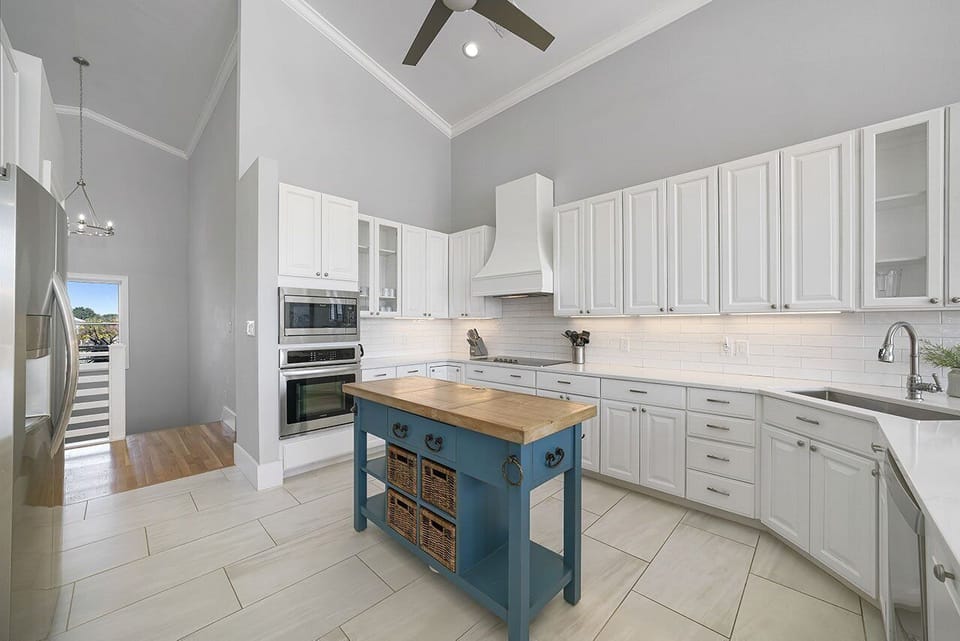 Coral Shores - Crystal Beach - Kitchen