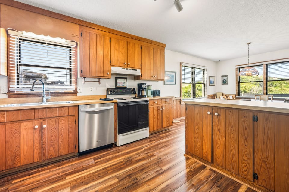 Kitchen - Entry Level