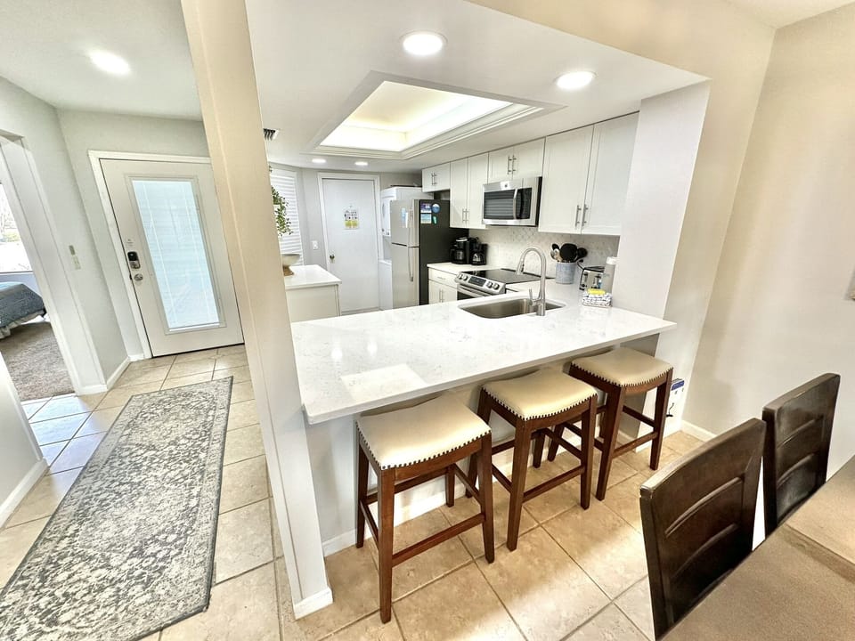 Breakfast Bar Seating