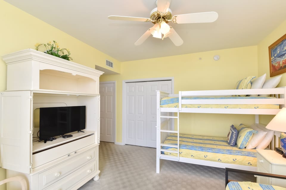 Silver Beach Towers East 1206 - Guest Bedroom
