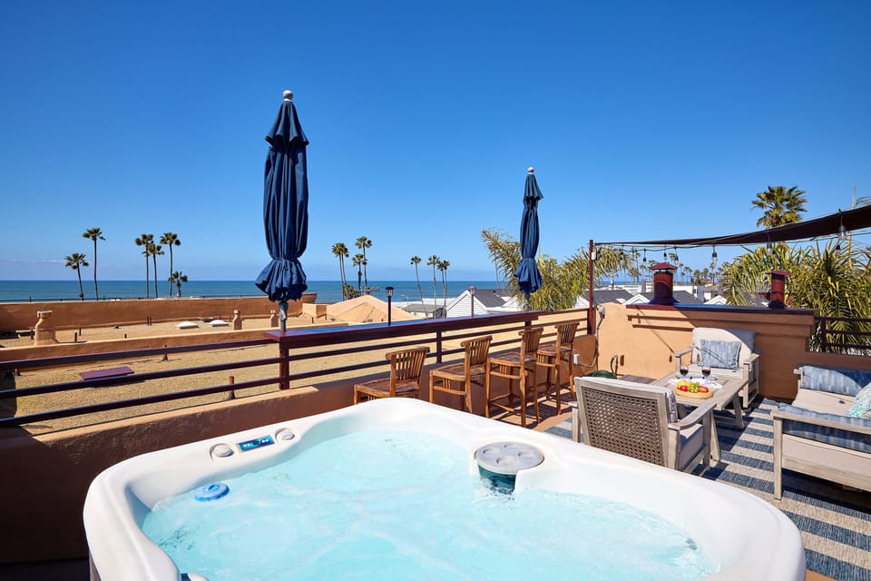 jacuzzi, private rooftop deck, ocean views