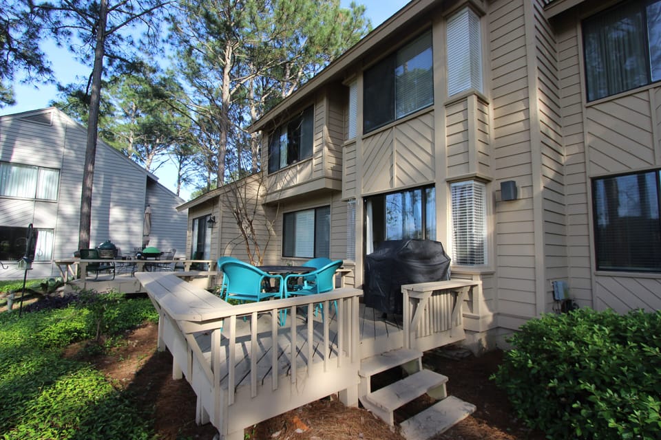 Back Deck With Grill and Access To Grassy Areas